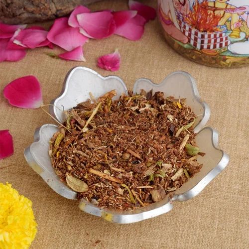Saptaashwah dhoop tikki with natural wood powders